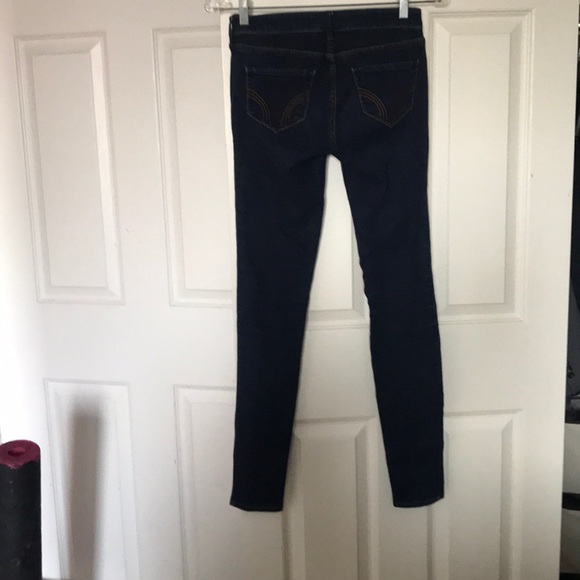 Hollister - Women’s Dark Wash Skinny Denim - 1L - Picture 2 of 7